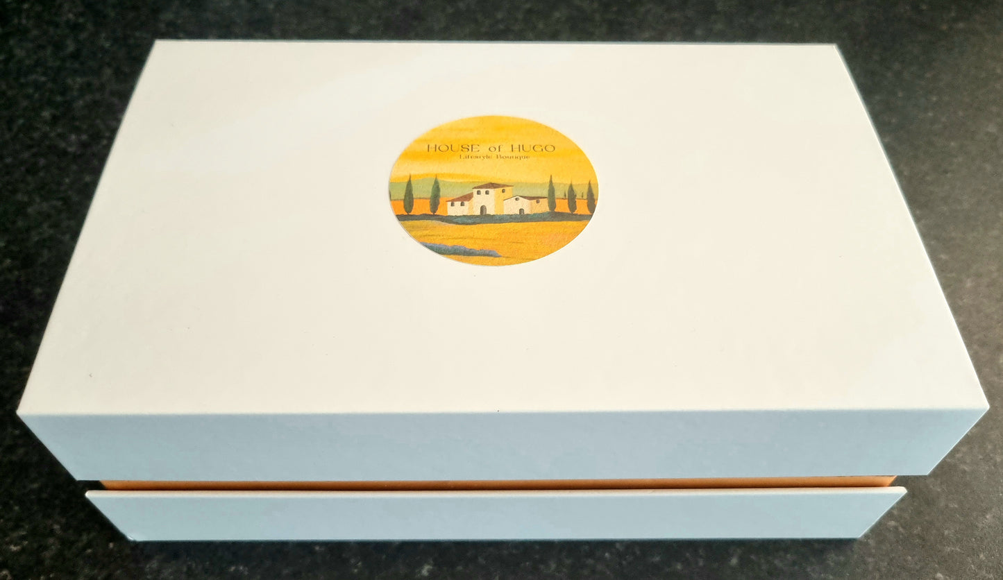 Luxury Reed Diffuser Gift Box     FREE soy wax candle  & FREE UK Delivery