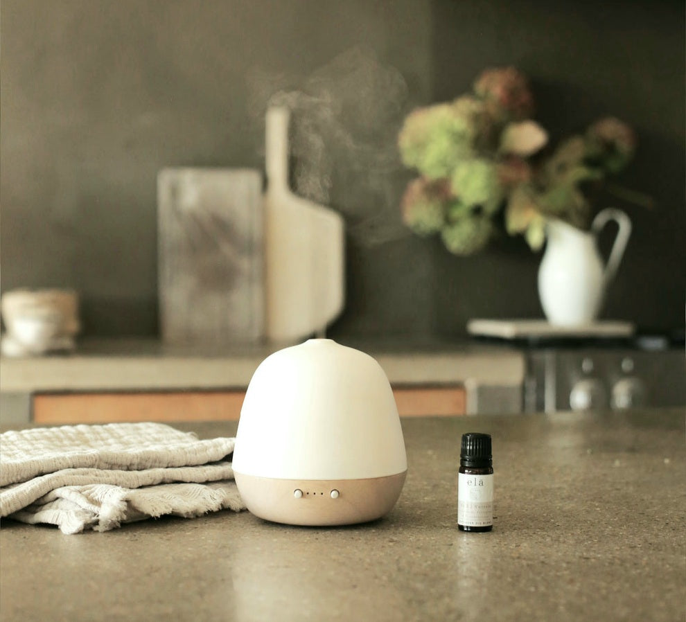 Ela Life Aromatherapy Electric Diffuser & One FREE Essential Oil       FREE UK Delivery